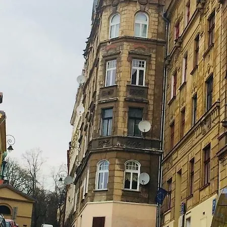 Двухкомнатный Апартамент Ондрейска Daire Karlovy Vary