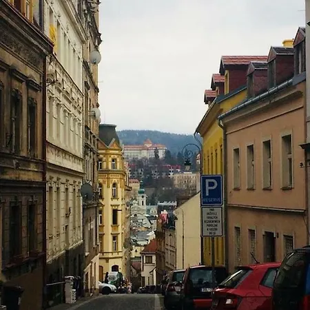 Двухкомнатный Апартамент Ондрейска Daire Karlovy Vary
